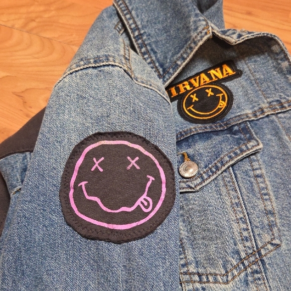 NIRVANA Blue Denim Jacket with Multicolor Patch - Picture 10 of 10